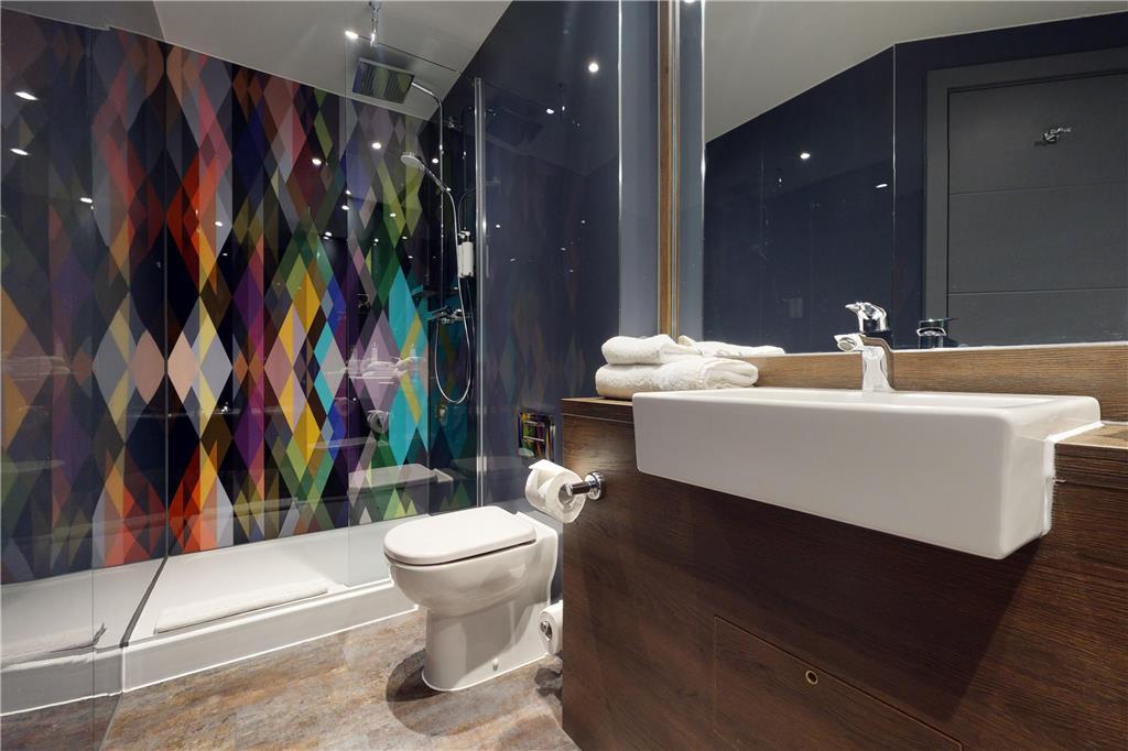 Village Hotel Bracknell Room photo